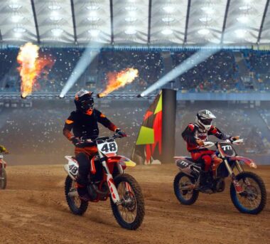 Finał, o którym będą mówić przez cały sezon. Pirotechniczne show od Pyrostar na zlotach motocyklowych